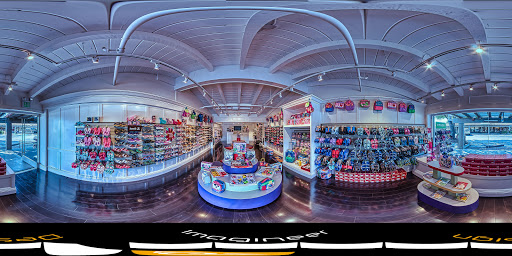 Shoe Store «Howard Shoes for Children», reviews and photos, 10123 N Wolfe Rd, Cupertino, CA 95014, USA