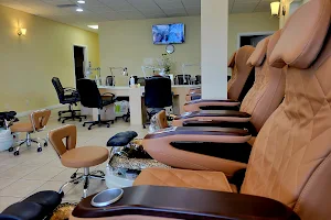 Soh nail and spa image