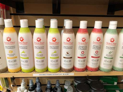 Pet Supply Store «California Pet Center», reviews and photos, 21906 Ventura Blvd, Woodland Hills, CA 91364, USA