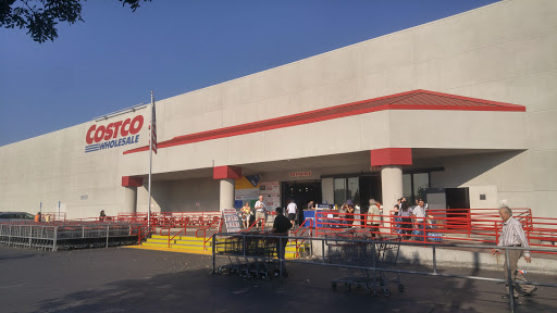 Warehouse store «Costco Wholesale», reviews and photos, 8810 Tampa Ave, Northridge, CA 91324, USA