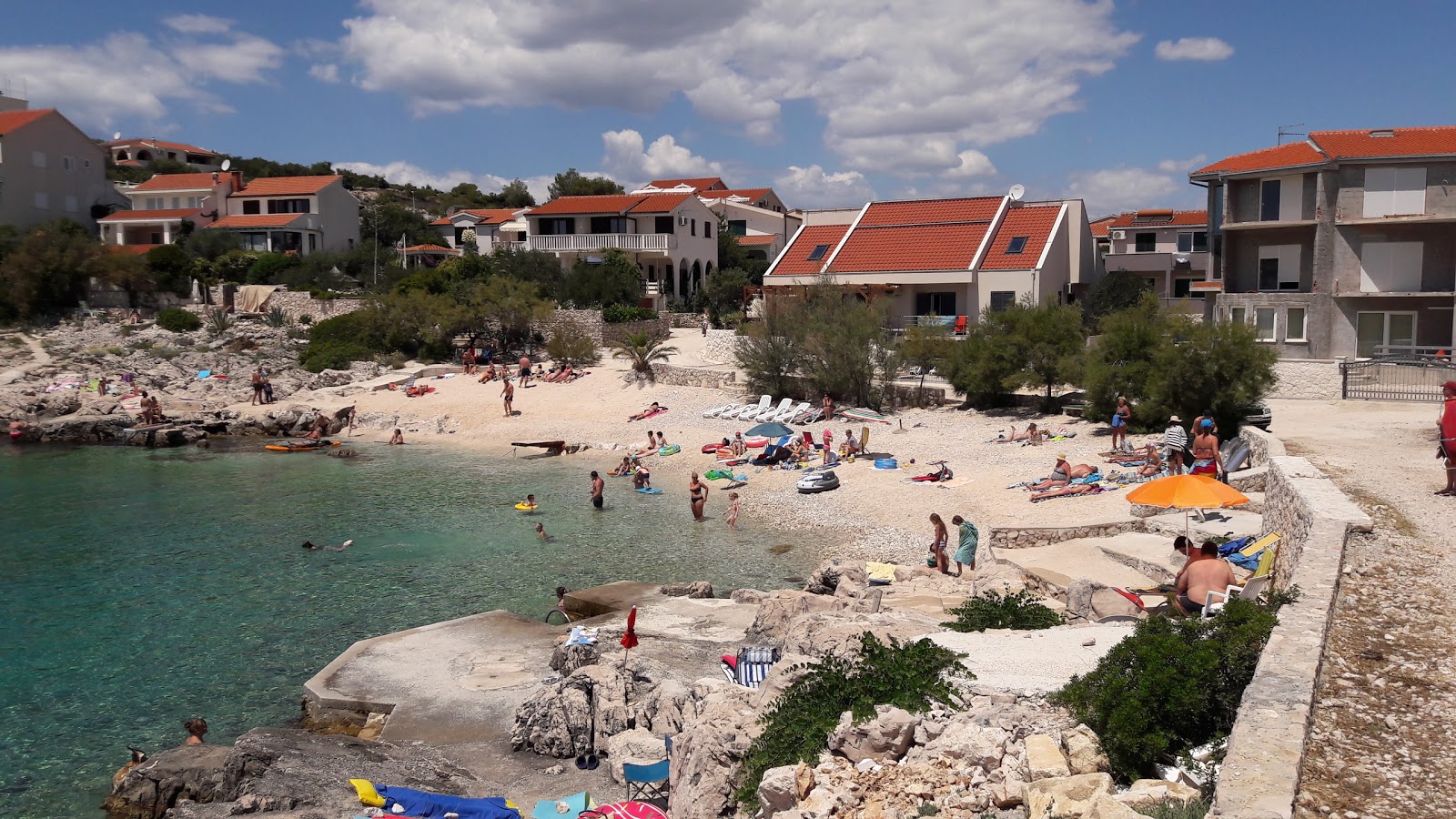 Uvala Ostrica'in fotoğrafı - tatil için iyi evcil hayvan dostu nokta