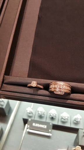 Jewelry Store «Zales - The Diamond Store», reviews and photos, 325 Cedar Sage Dr, Garland, TX 75040, USA