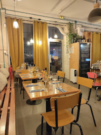 Atmosphère du Restaurant gastronomique Acmé à Paris - n°13