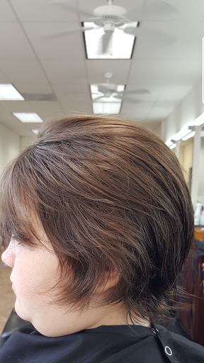 Barber Shop «17 Barber Shop», reviews and photos, 754 Warrenton Rd #101, Fredericksburg, VA 22406, USA