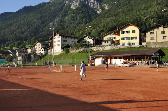 Rezensionen über Glarner Tennis Club in Glarus Nord - Sportstätte