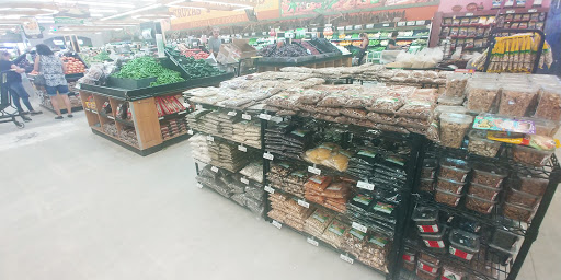 Grocery Store «Northgate Gonzalez Markets», reviews and photos, 831 N Hacienda Blvd, La Puente, CA 91744, USA