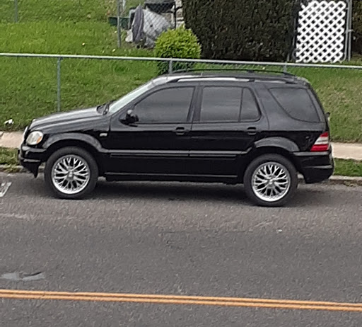 Auto Body Shop «Maaco Collision Repair & Auto Painting», reviews and photos, 5091 Umbria St r, Philadelphia, PA 19128, USA