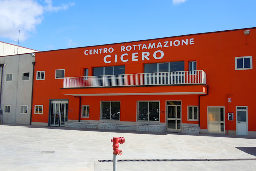 Centro Rottamazione Cicero - Rottamazione, Demolizione auto e Ricambi auto usati Ragusa en Modica