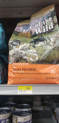 Animal Feed Store «Wilco Farm Store», reviews and photos, 197 S Hazel Dell Way, Canby, OR 97013, USA