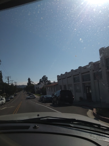 Thrift Store «Alpha Thrift Store», reviews and photos, 700 N Milpas St, Santa Barbara, CA 93103, USA