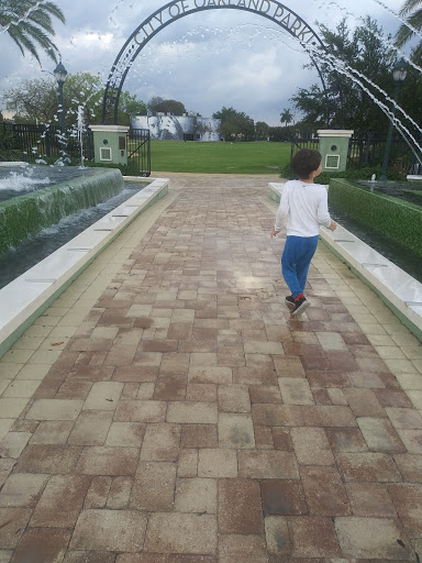 Community Center «Jaco Pastorius Park Community Center», reviews and photos, 1098 NE 40th Ct, Oakland Park, FL 33334, USA