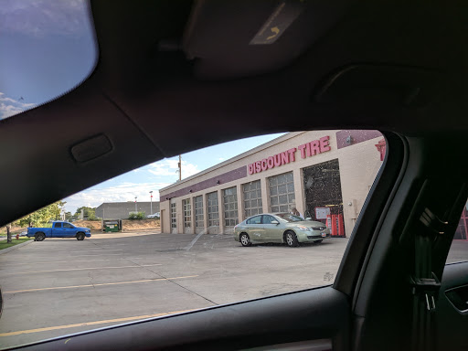 Tire Shop «Discount Tire Store - Murray, UT», reviews and photos, 120 E 4500 S, Murray, UT 84107, USA