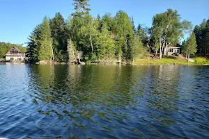 Lac Carling image