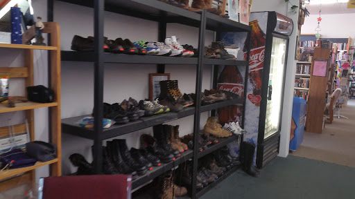 Thrift Store «Bozeman Community Thrift Center», reviews and photos, 7717 Shedhorn Dr, Bozeman, MT 59718, USA