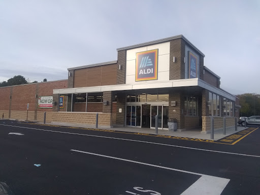 Supermarket «ALDI», reviews and photos, 2651 S Delsea Dr, Vineland, NJ 08360, USA