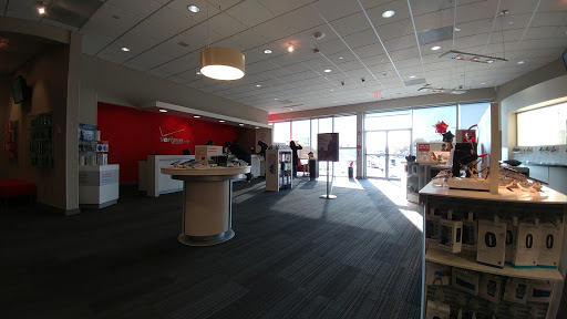 Cell Phone Store «Verizon», reviews and photos, 7000 Hadley Rd, South Plainfield, NJ 07080, USA