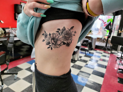 Tattoo Shop «Artistry In Motion», reviews and photos, 230 E Walnut St, North Vernon, IN 47265, USA