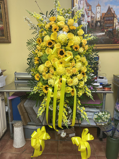 Florist «J.W. Becker Flowers & Gifts», reviews and photos, 225 Jericho Turnpike, Floral Park, NY 11001, USA