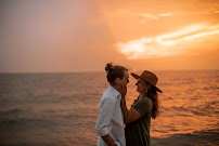 Emily Hammond Photography - Photo 6 - Car repair in , Lansing