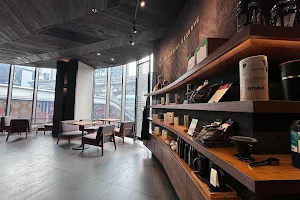 Starbucks Reserve (Gaysorn 2nd Floor) image