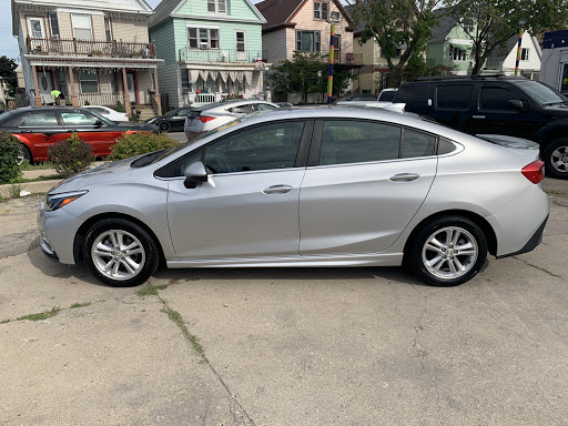 Used Car Dealer «DIAMOND AUTO SALES AND SERVICES 2016», reviews and photos, 1801 W Forest Home Ave, Milwaukee, WI 53204, USA