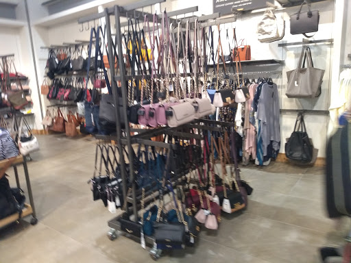 Shoe Store «DSW Designer Shoe Warehouse», reviews and photos, 1 Walden Galleria, Buffalo, NY 14225, USA