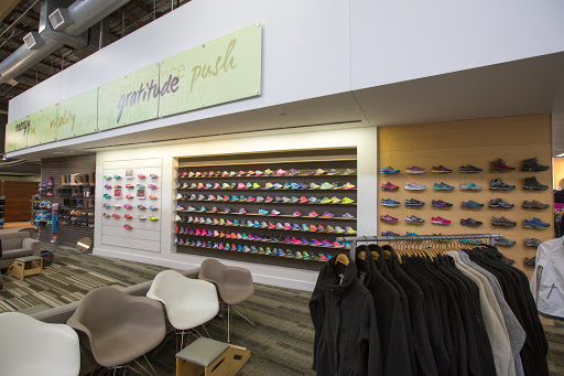 Sporting Goods Store «Gazelle Sports Grand Rapids», reviews and photos, 3930 28th St SE, Grand Rapids, MI 49512, USA