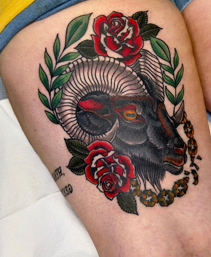 Find best meaningful tattoo ideas for your next unique tattoo in Wantagh at Da Vinci Tattoo