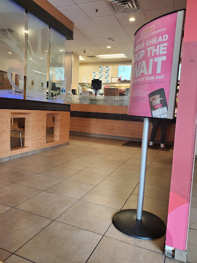 Donut Shop «Dunkin Donuts», reviews and photos, 645 Penn St, Reading, PA 19601, USA