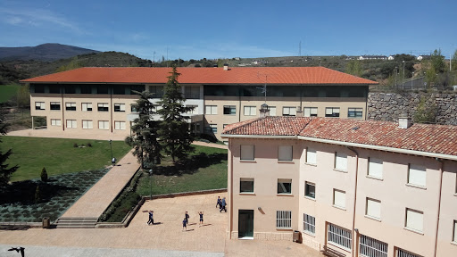 Alcaste - Las Fuentes: Colegio Concertado Plurilingüe en La Rioja en Nalda