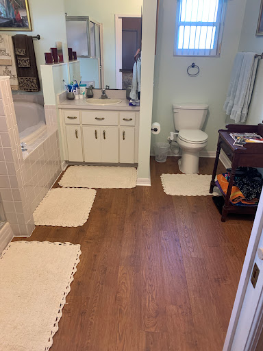 Flooring Store «DCO Flooring», reviews and photos, 1007 S 14th St, Leesburg, FL 34748, USA