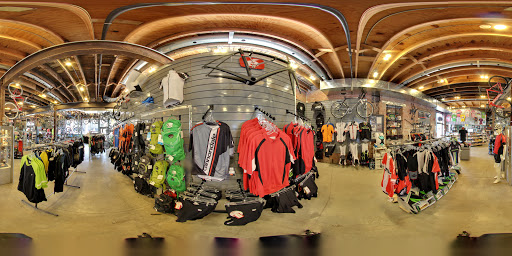 Bicycle Store «Schlegel Bicycles - Pro and Multi-Sport Shop», reviews and photos, 900 N Broadway Ave, Oklahoma City, OK 73102, USA