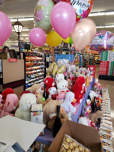 Shopping Mall «La Sierra Plaza Shopping Center», reviews and photos, La Sierra Ave, Riverside, CA 92505, USA