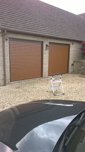 Reviews of The Garage Door Specialist in Swindon - Construction company