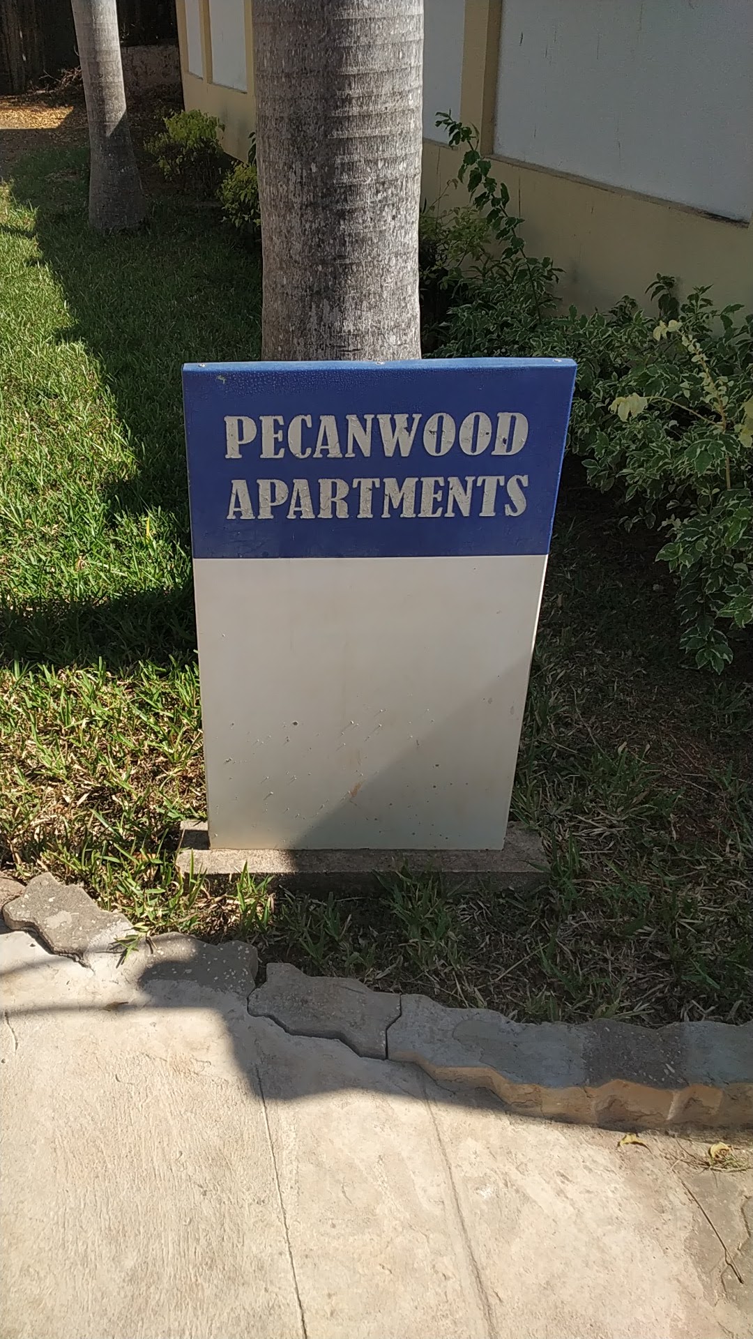 Pecanwood Apartments