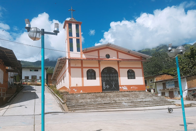 Opiniones de centro Poblado PANCHIA en San Ignacio de la Frontera - Iglesia