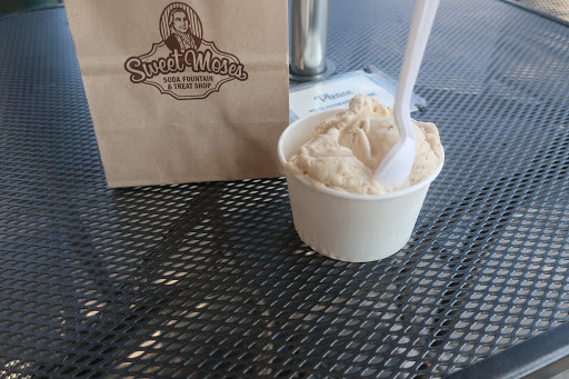 Dessert Shop «Sweet Moses», reviews and photos, 6800 Detroit Ave, Cleveland, OH 44102, USA