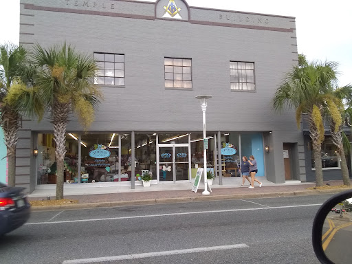 Pet Supply Store «3 Dogs and a Chick», reviews and photos, 130 Miracle Strip Pkwy SE, Fort Walton Beach, FL 32548, USA