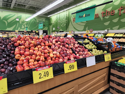 Grocery Store «Food 4 Less», reviews and photos, 12150 S Pulaski Rd, Alsip, IL 60803, USA