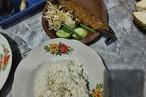 Warung makan Pecak Belut Dan aneka pacak image