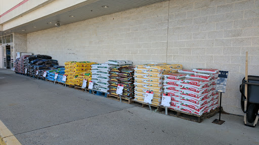 Hardware Store «Sears Appliance and Hardware Store», reviews and photos, 705 Bridgeport Ave, Shelton, CT 06484, USA