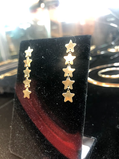 Pawn Shop «E-Z Pawn & Jewelry», reviews and photos, 3701 Monroe Rd, Charlotte, NC 28205, USA