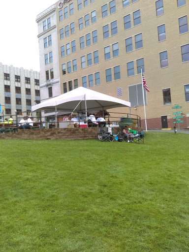 Live Music Venue «Lock 3 Park», reviews and photos, 200 S Main St, Akron, OH 44308, USA