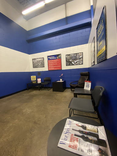 Auto Parts Store «Pep Boys Auto Parts & Service», reviews and photos, 601 E Sunrise Blvd, Fort Lauderdale, FL 33304, USA