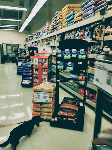 Pet Supply Store «Pet Supplies Plus», reviews and photos, 7315 Mentor Ave, Mentor, OH 44060, USA