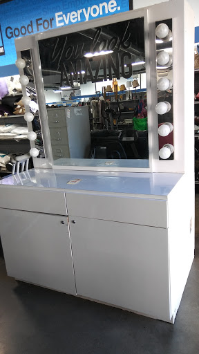 Thrift Store «Goodwill», reviews and photos