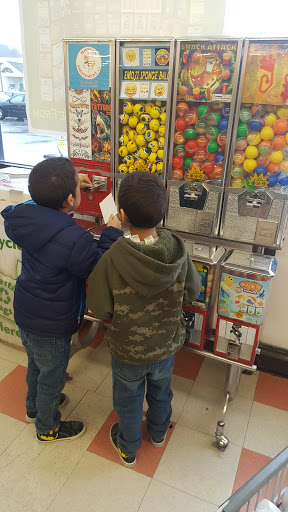 Grocery Store «Market Basket», reviews and photos, 399 John Fitch Hwy, Fitchburg, MA 01420, USA