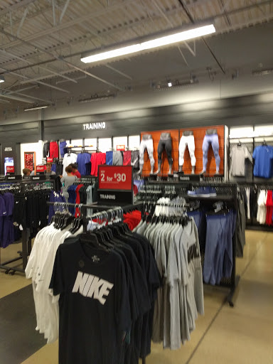 Clothing Store «Nike Factory Store», reviews and photos, 241 Fort Evans Road Northeast #510, Leesburg, VA 20176, USA