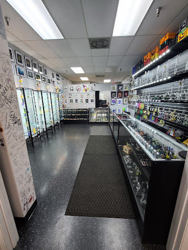 Tobacco Shop «Lifestyle Smoke Shop», reviews and photos, 712 S US Hwy 17 92, Longwood, FL 32750, USA