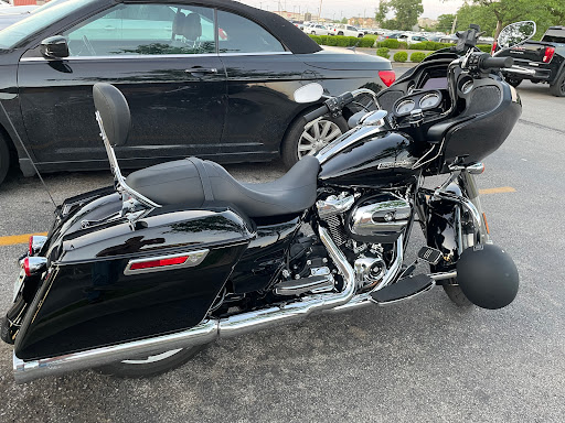 Harley-Davidson Dealer «Harley-Davidson Louisville», reviews and photos, 1700 Arthur St, Louisville, KY 40208, USA